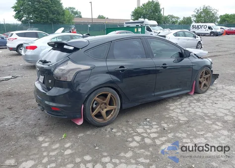 2014 Ford Focus St z USA, uszkodzony, nr VIN 1FADP3L93EL395117